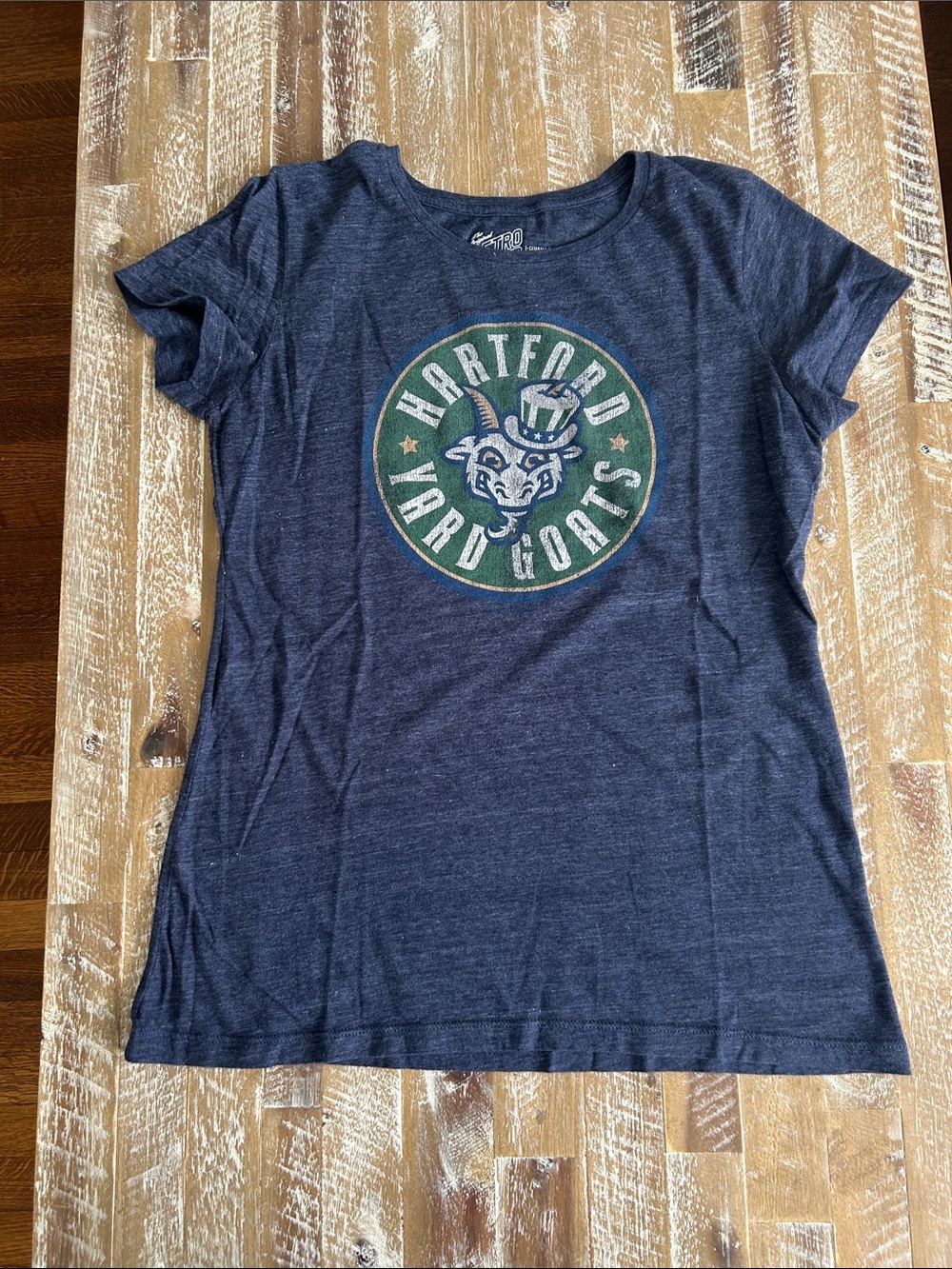 Women's Navy Yard Goats tee